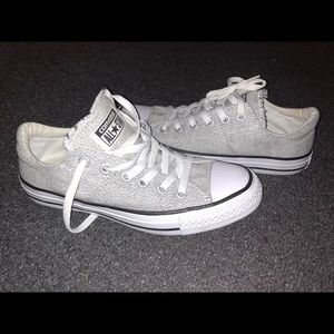 Women’s Converse Size 8